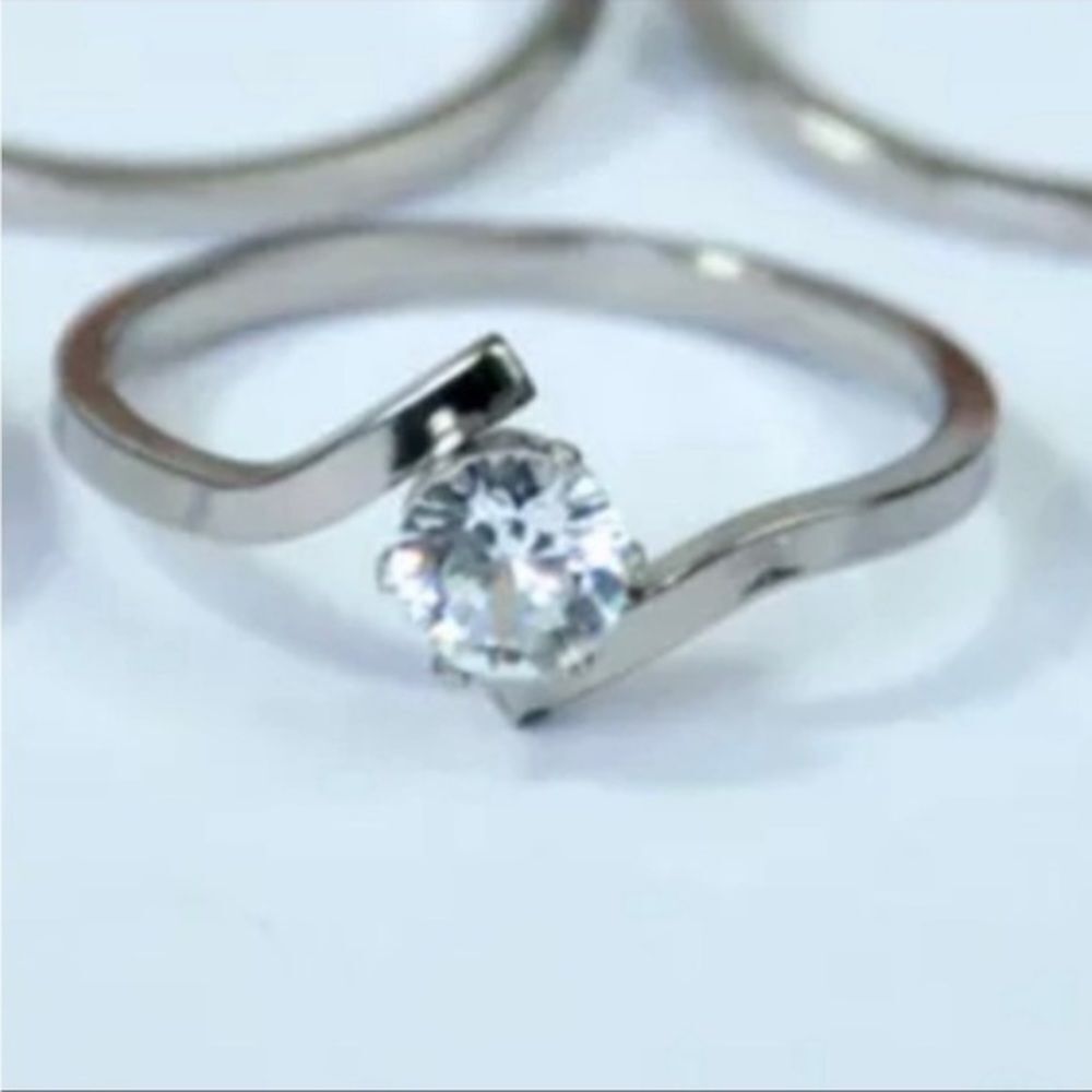 AAA+ Austrian Crystal Stainless Steel Ring